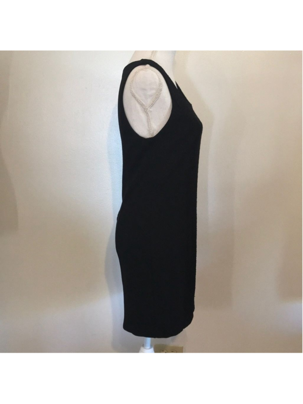 KENSIE BLACK DRESS - Picture 3 of 5